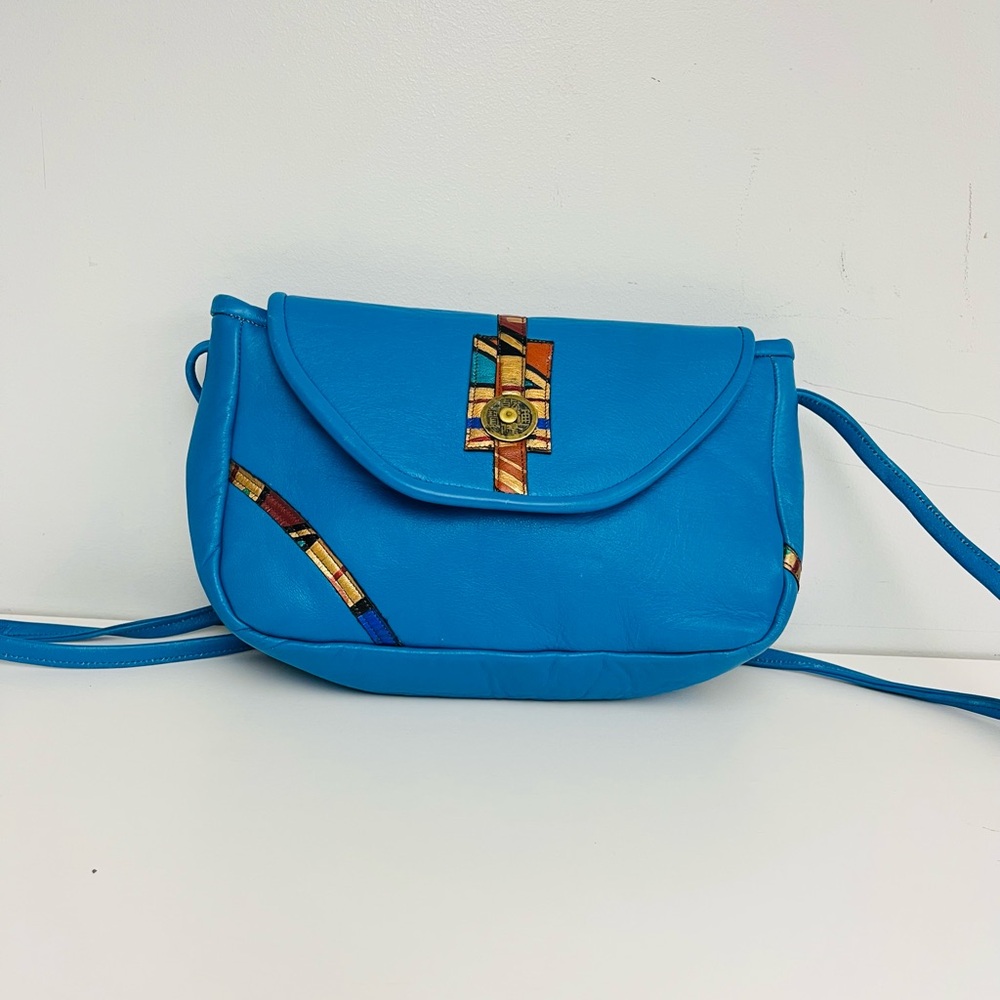 Bright Turquoise Leather with Abstract Detail Crossbody - Picture 2 of 12